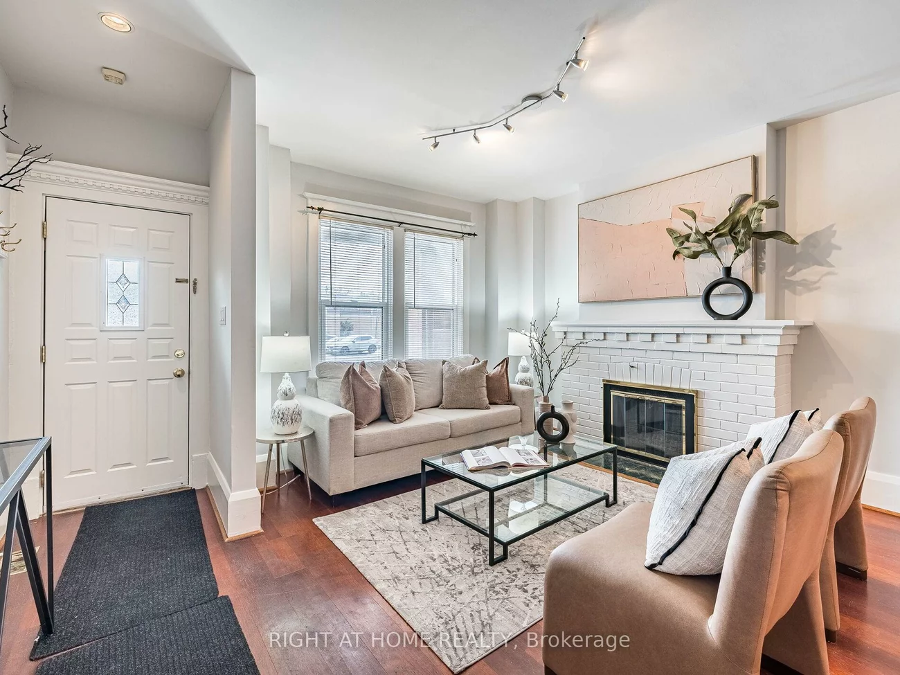 28, Erindale, Playter Estates-Danforth, Toronto