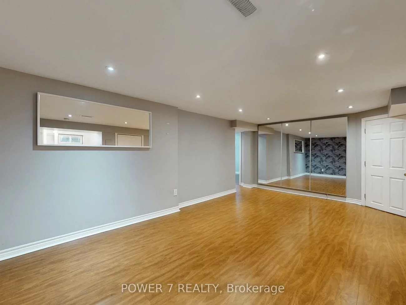 118, Kirker, Woburn, Toronto