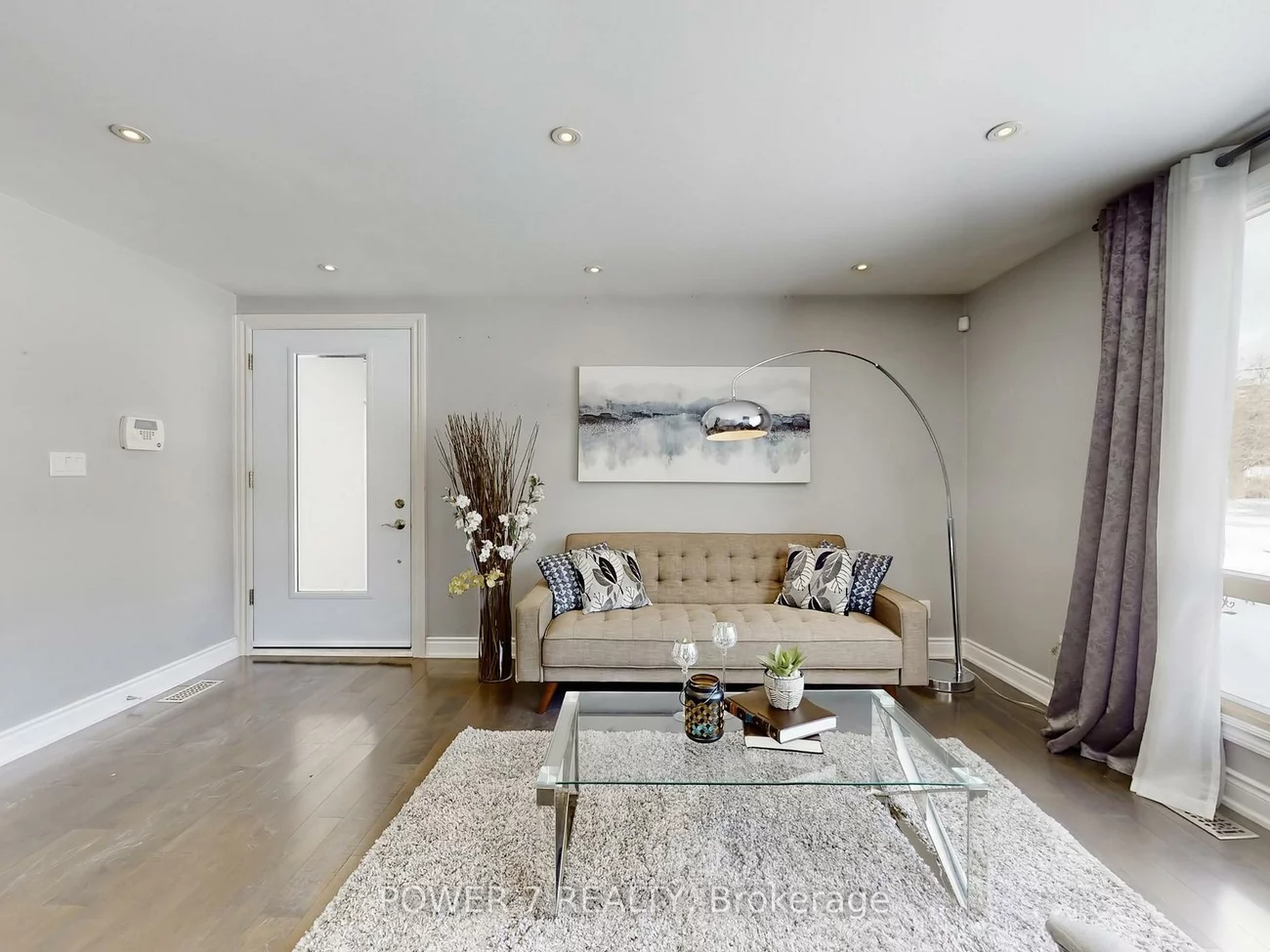 118, Kirker, Woburn, Toronto