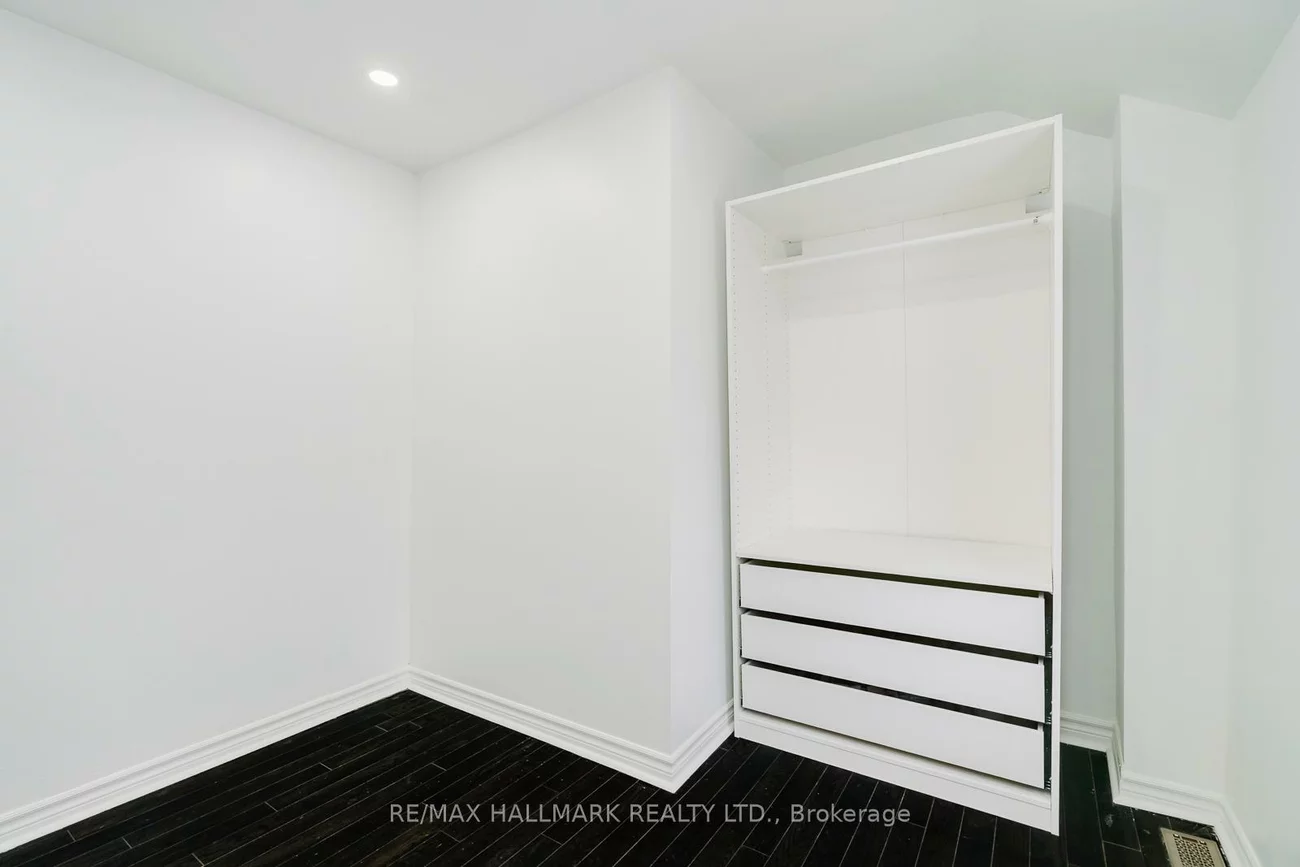 106, Willow, The Beaches, Toronto