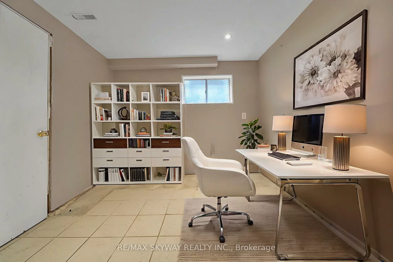 234, Manse, West Hill, Toronto