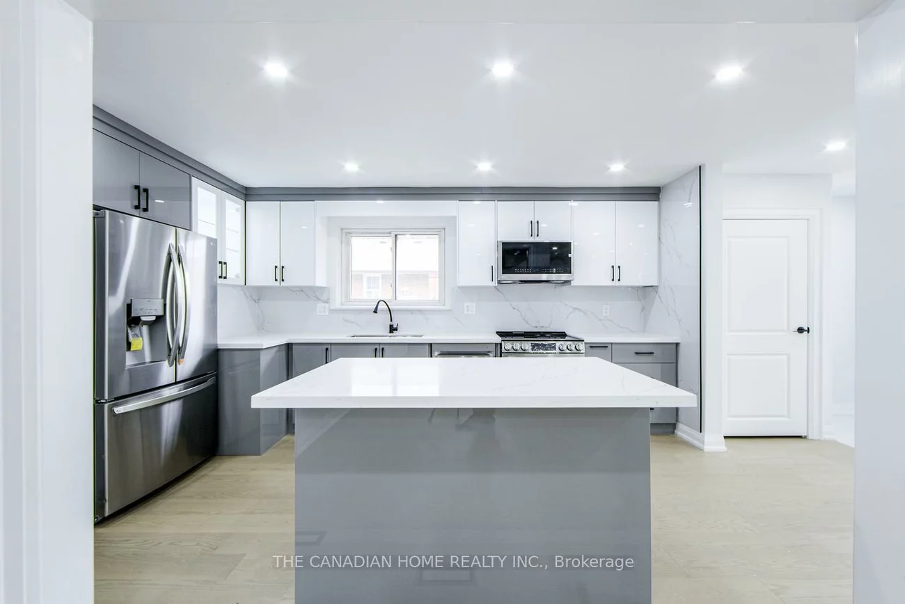 70, Moraine Hill, Tam O'Shanter-Sullivan, Toronto