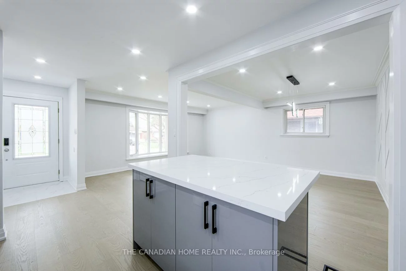 70, Moraine Hill, Tam O'Shanter-Sullivan, Toronto