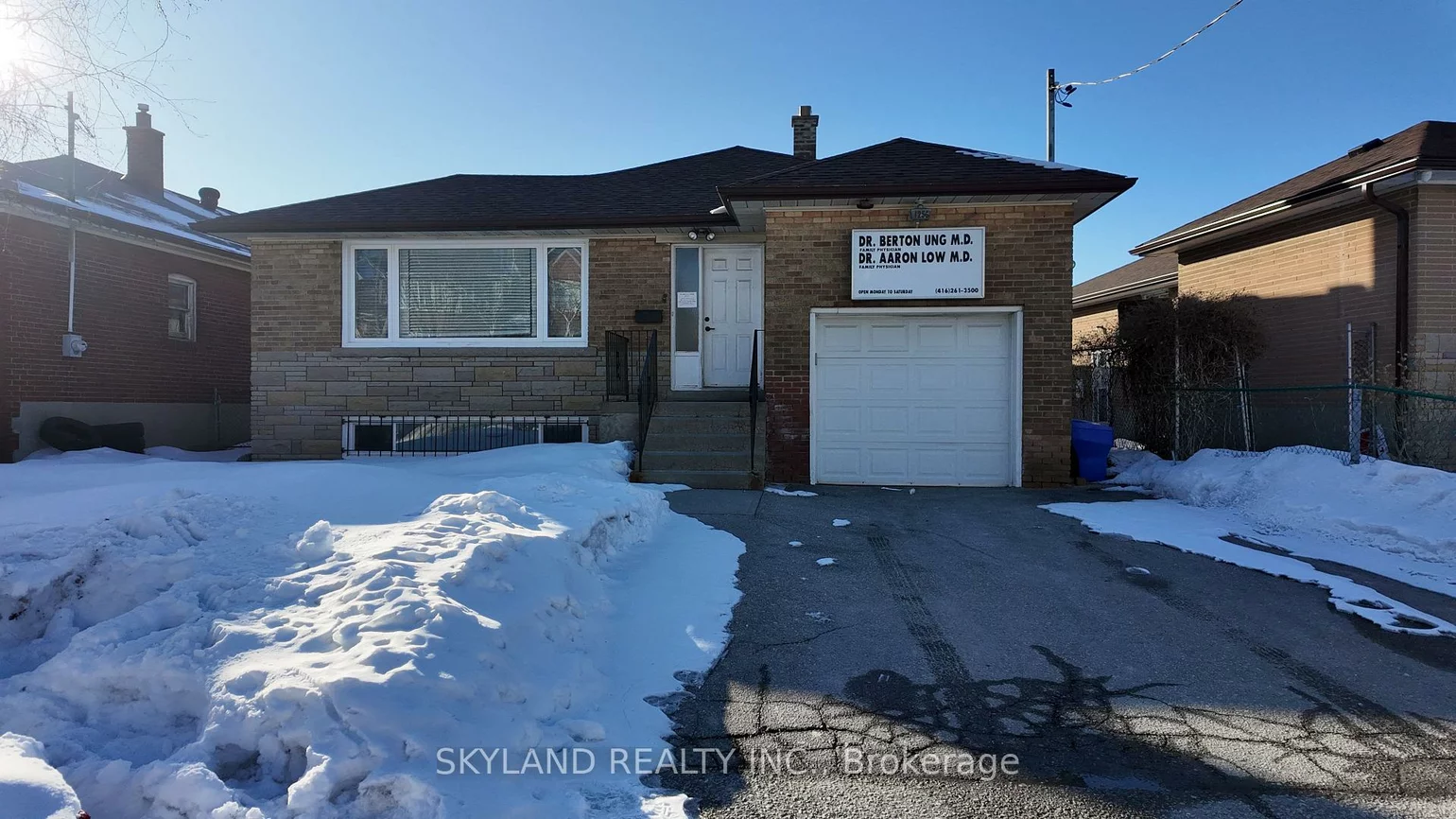 1256, Danforth, Eglinton East, Toronto