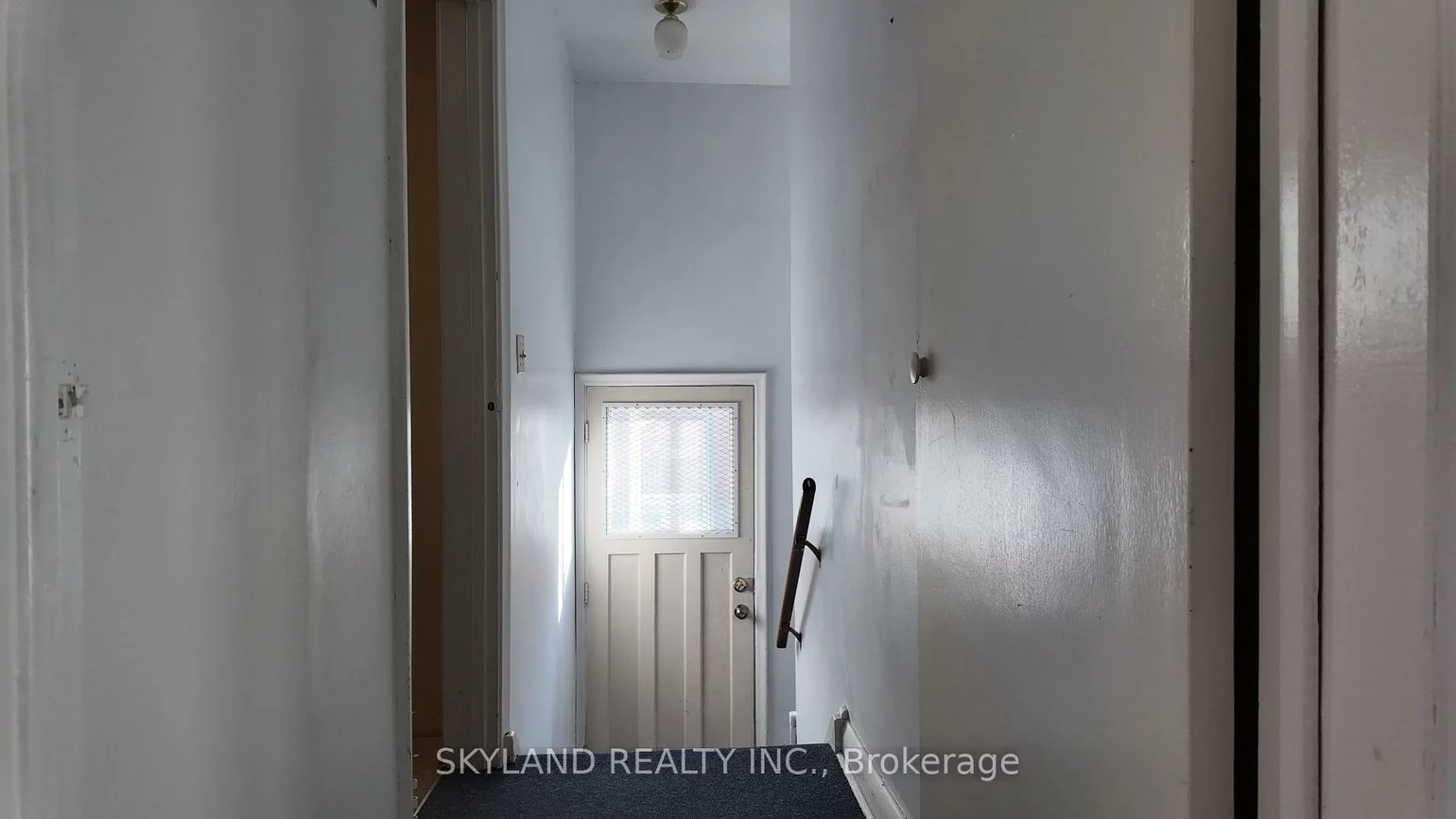 1256, Danforth, Eglinton East, Toronto