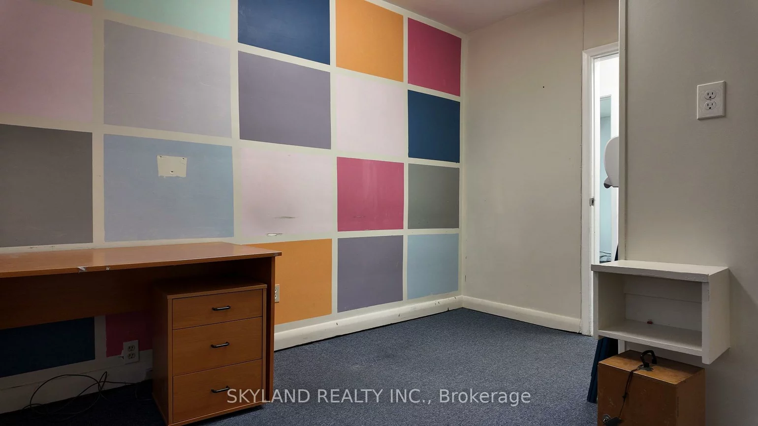 1256, Danforth, Eglinton East, Toronto