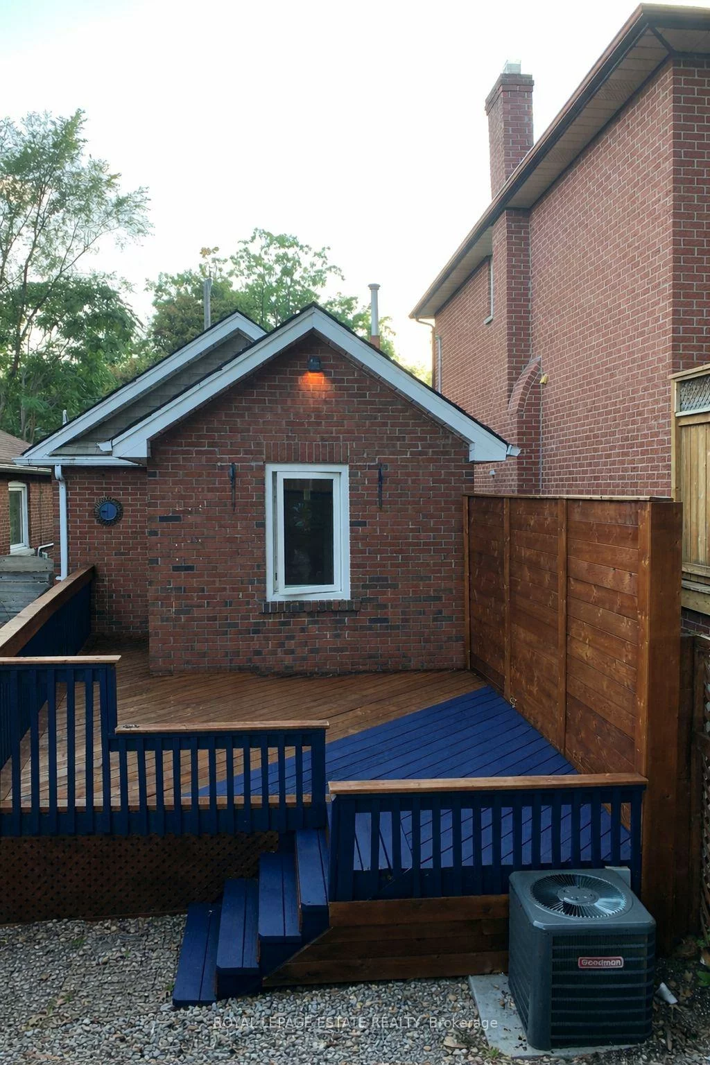 65, Queensbury, Birchcliffe-Cliffside, Toronto