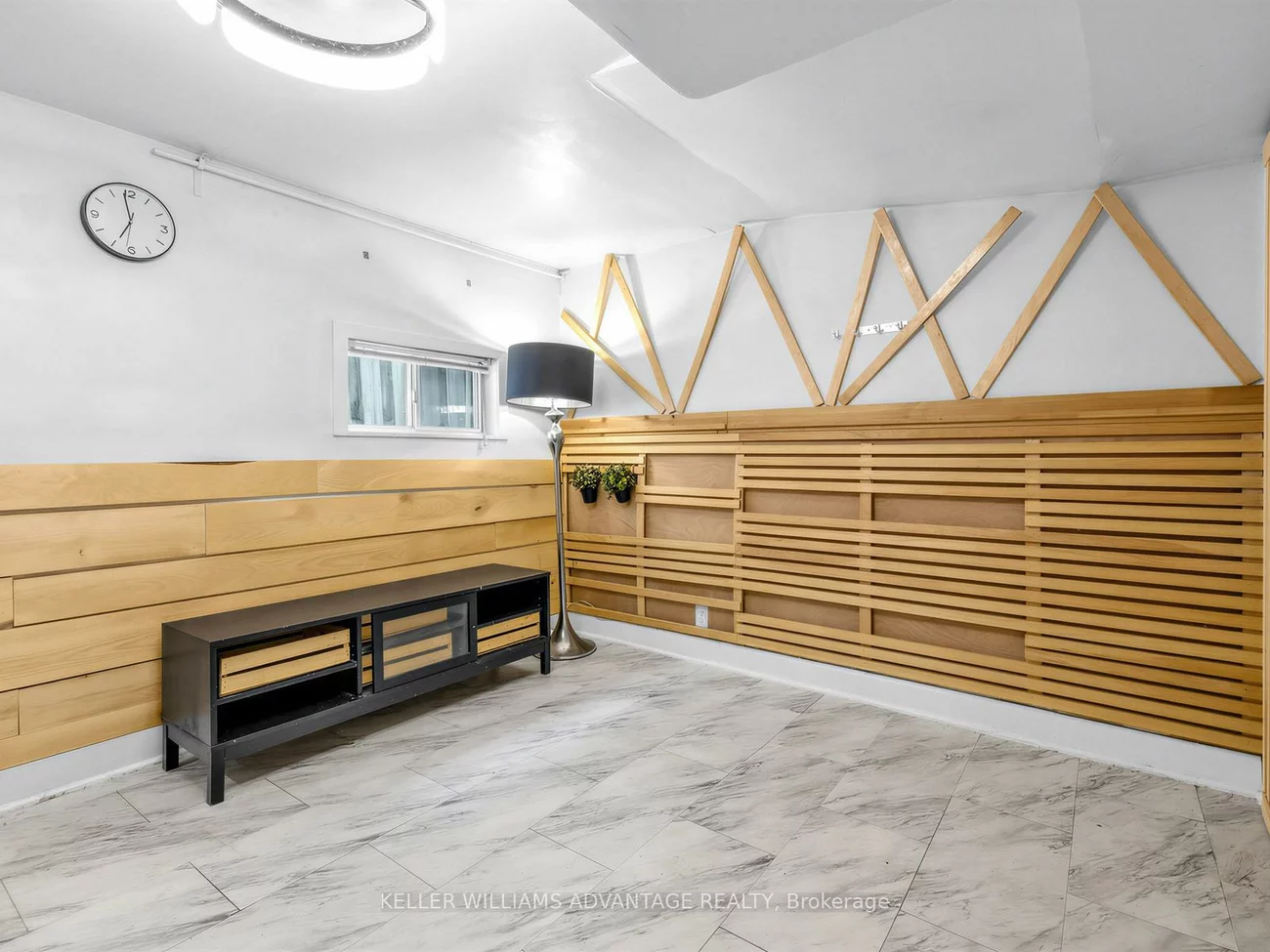 12, Hastings, South Riverdale, Toronto