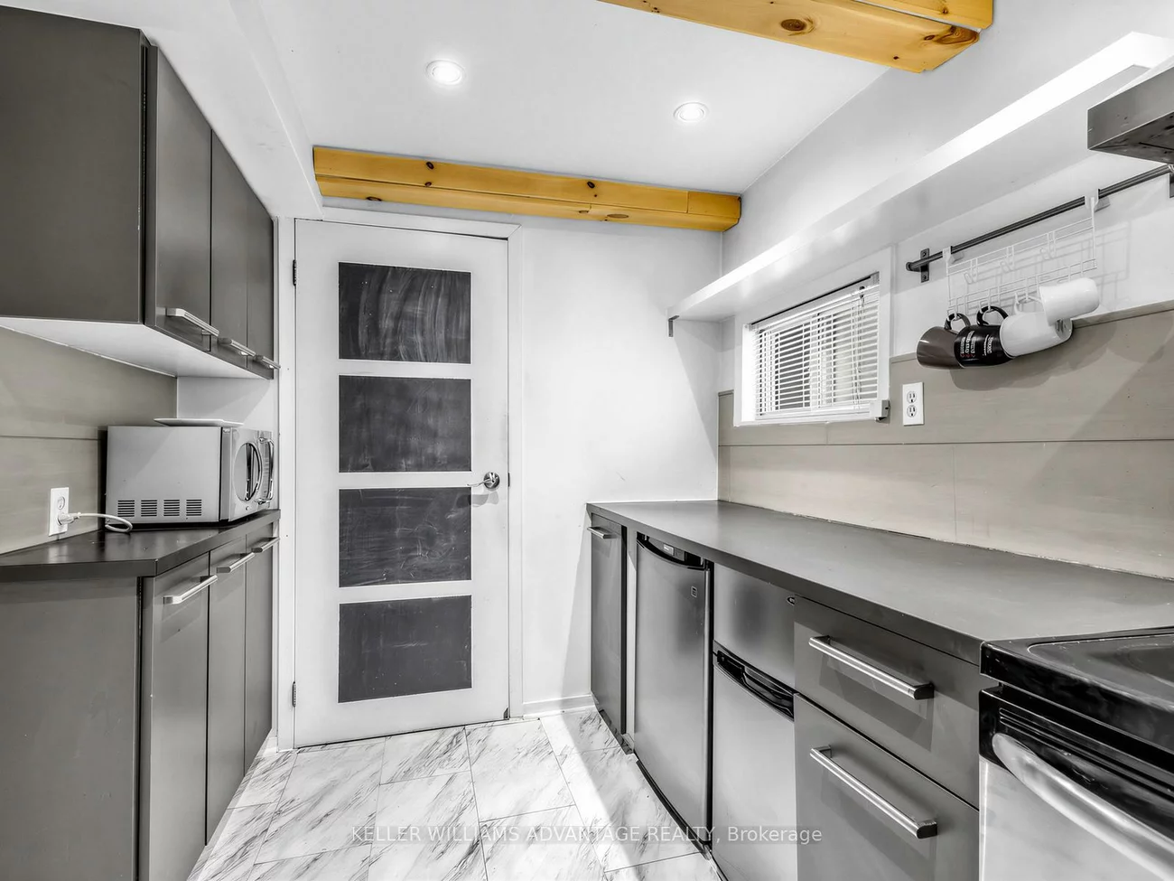 12, Hastings, South Riverdale, Toronto