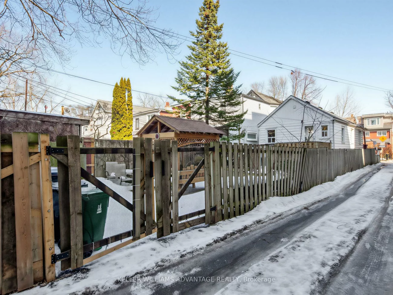 12, Hastings, South Riverdale, Toronto