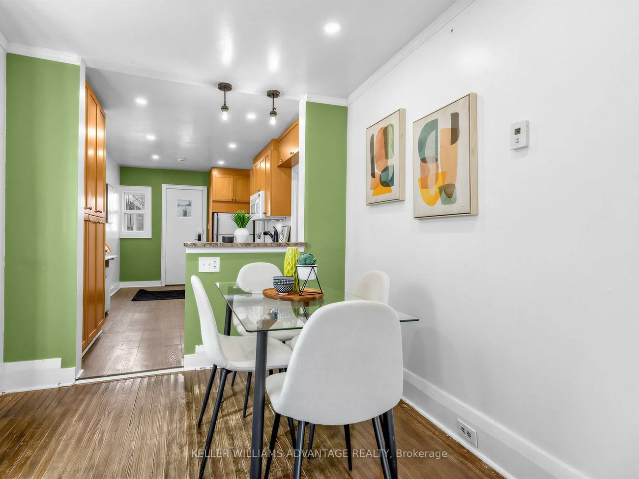 12, Hastings, South Riverdale, Toronto