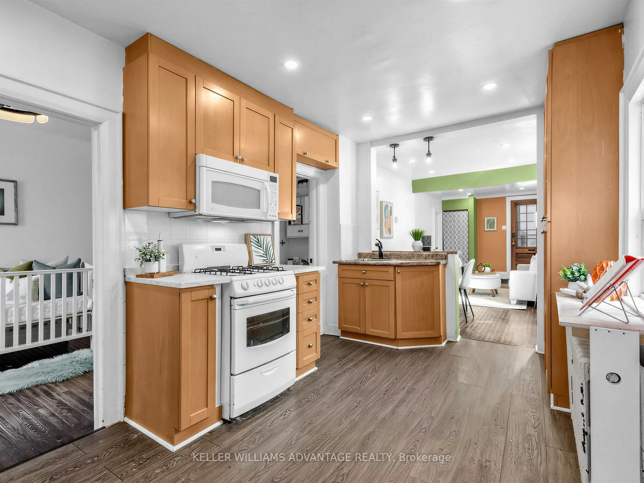 12, Hastings, South Riverdale, Toronto