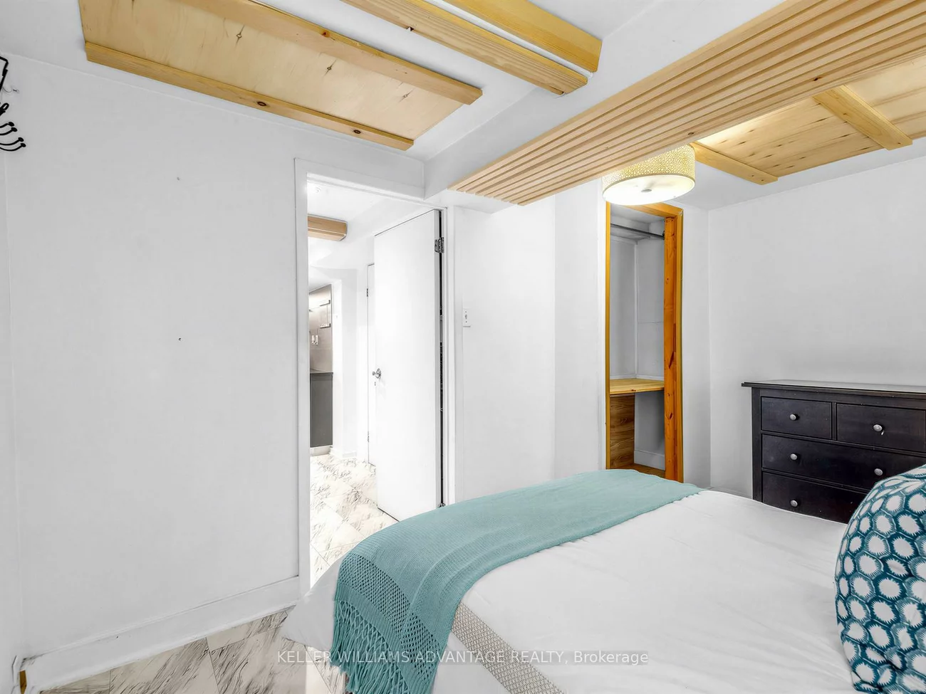 12, Hastings, South Riverdale, Toronto