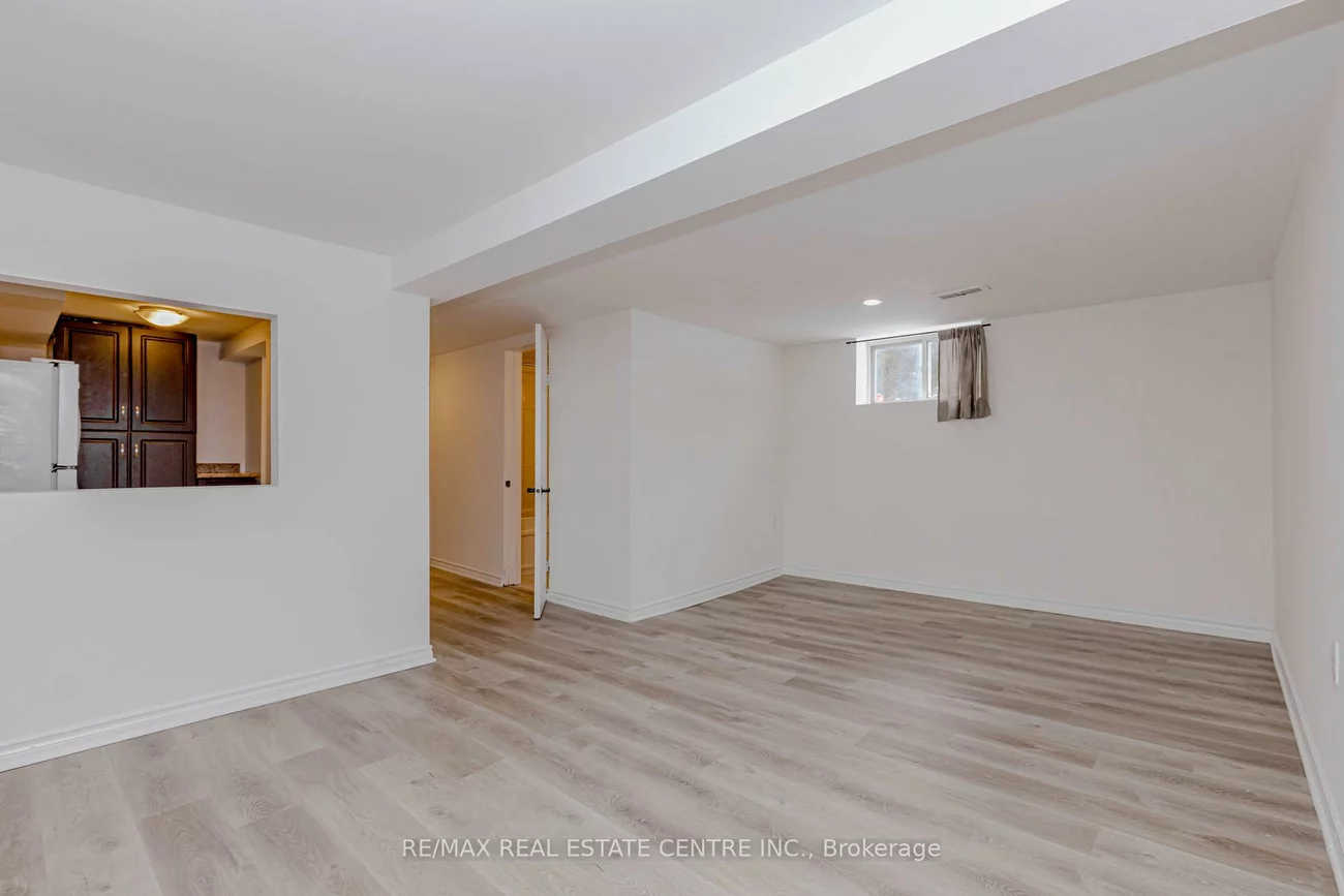 61, Mossbank, Woburn, Toronto