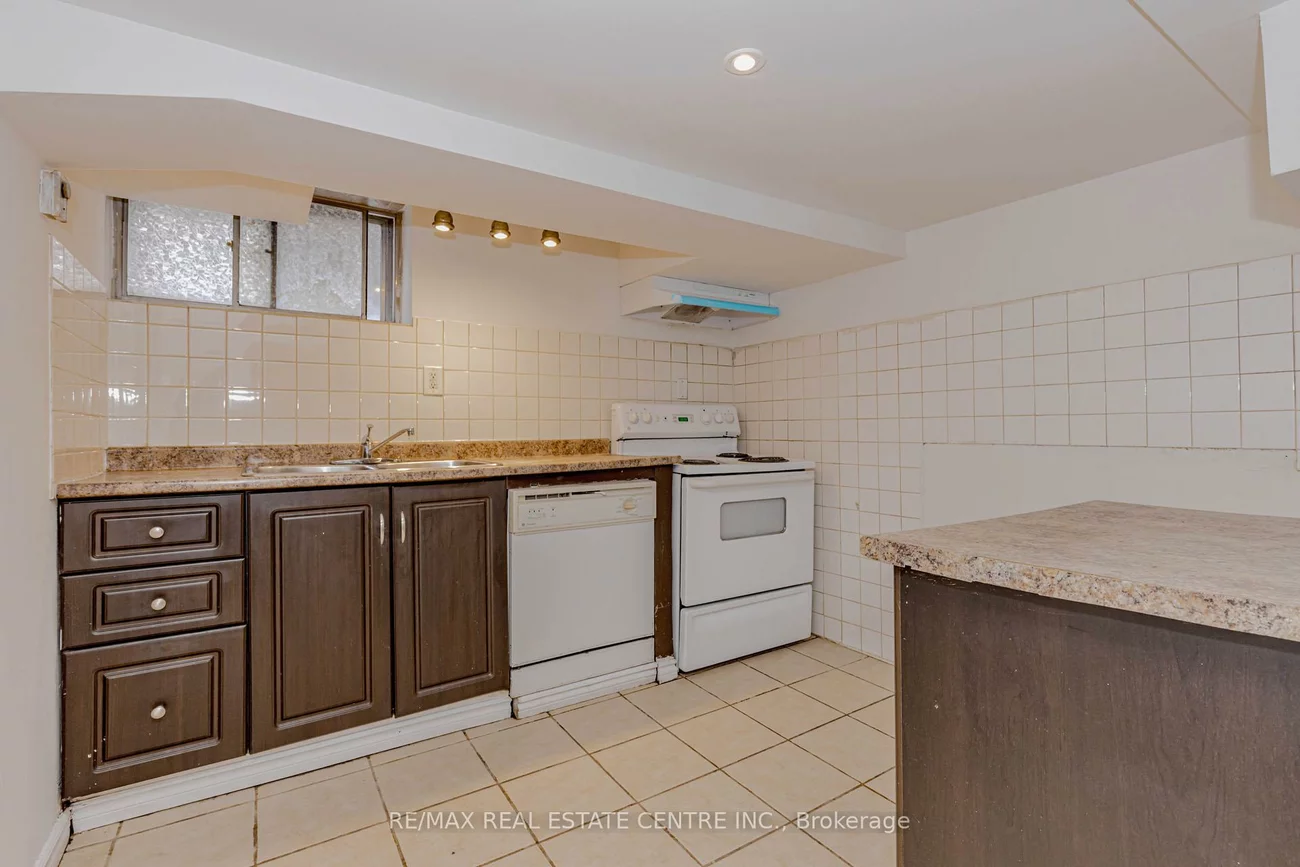 61, Mossbank, Woburn, Toronto