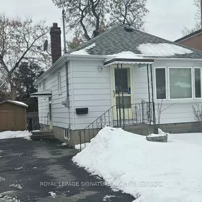 148, Magnolia, Kennedy Park, Toronto