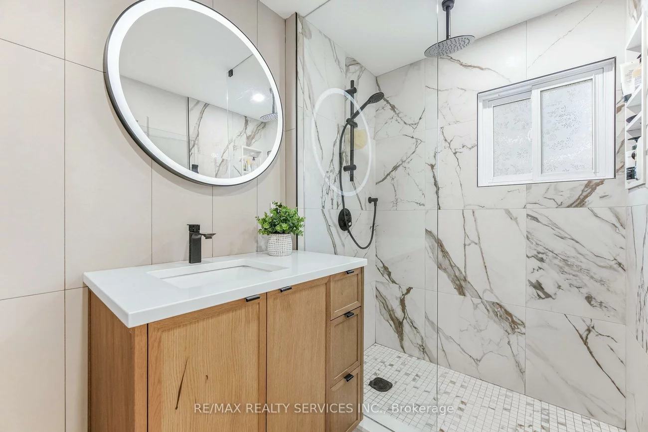 42, Frontier Pt, Malvern, Toronto