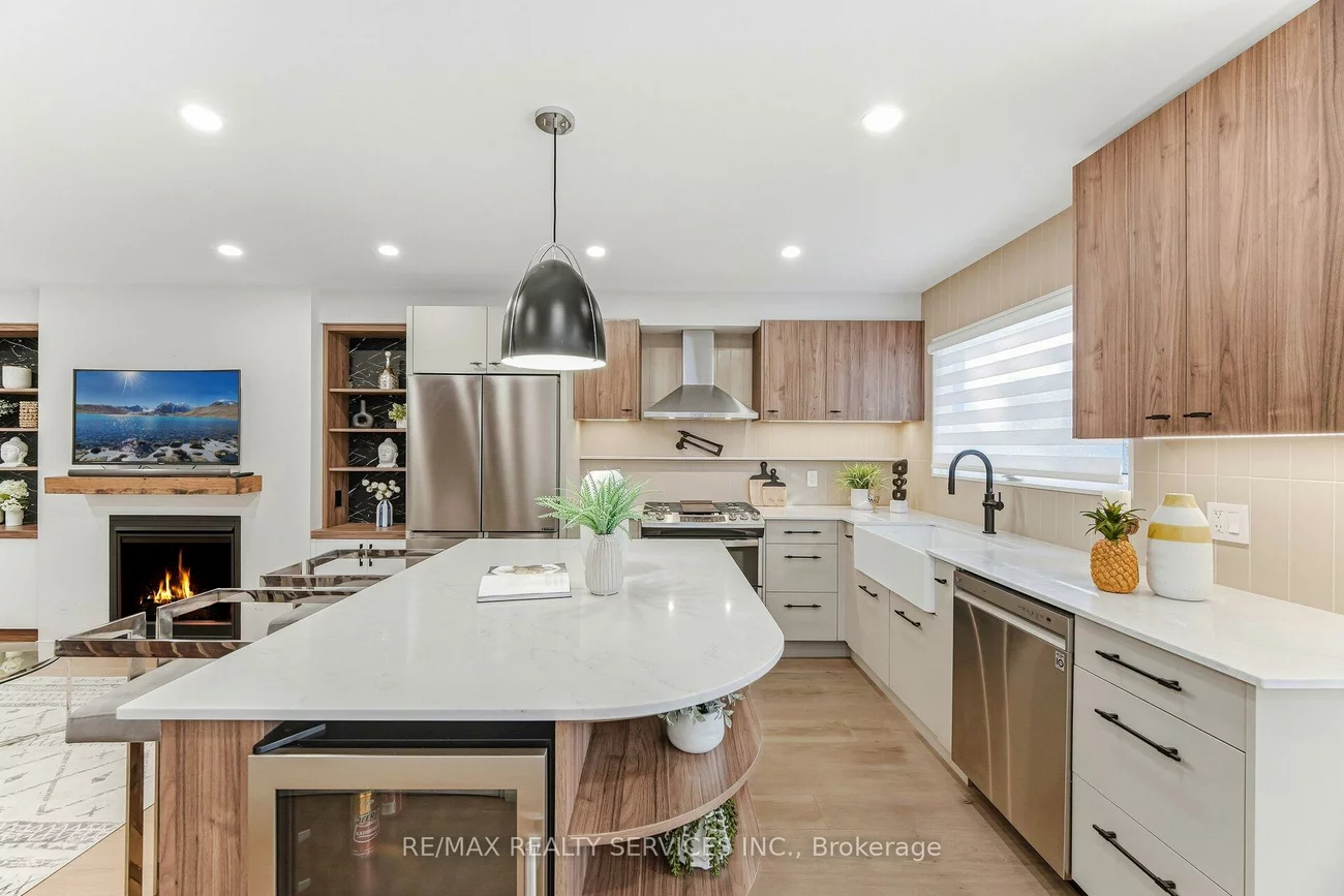 42, Frontier Pt, Malvern, Toronto