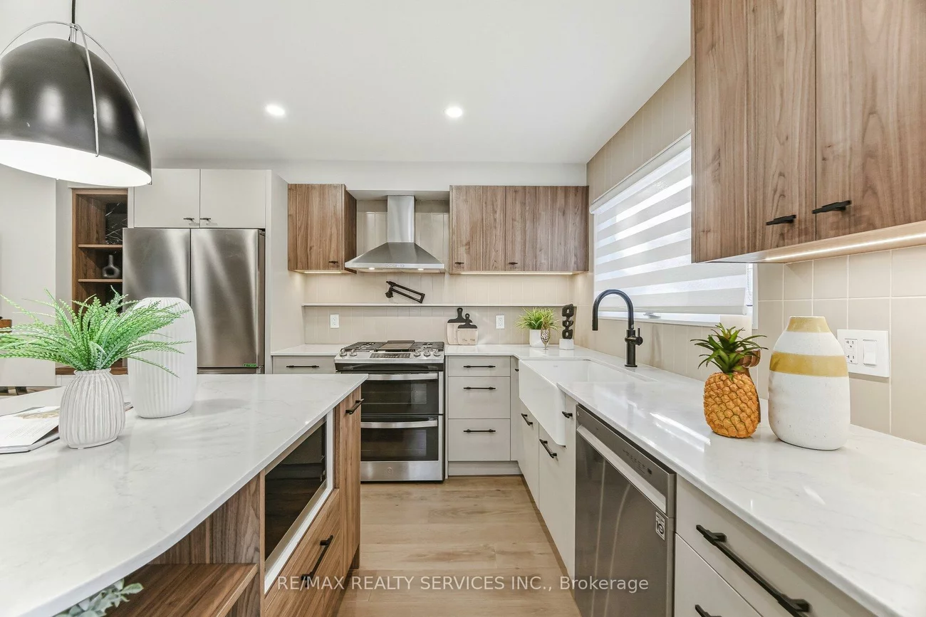 42, Frontier Pt, Malvern, Toronto