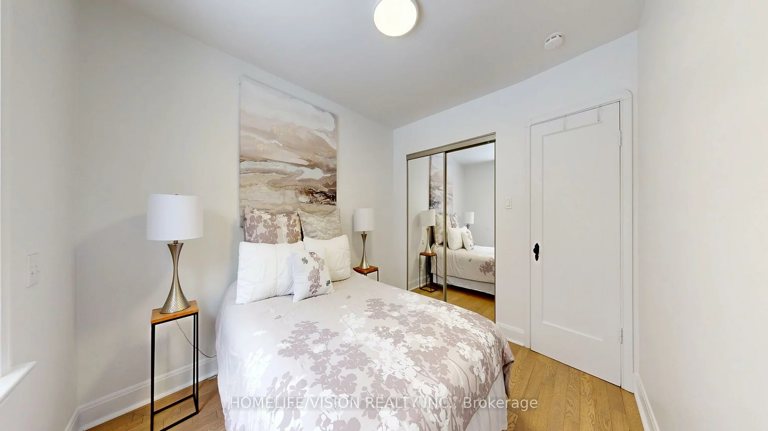 37, Davies, East York, Toronto