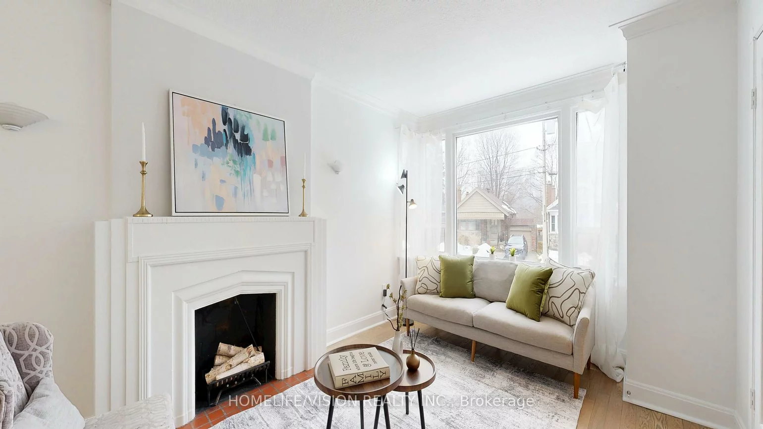 37, Davies, East York, Toronto