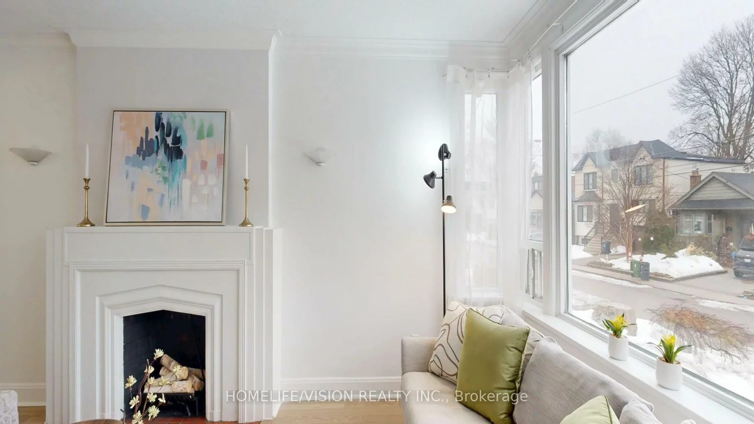 37, Davies, East York, Toronto