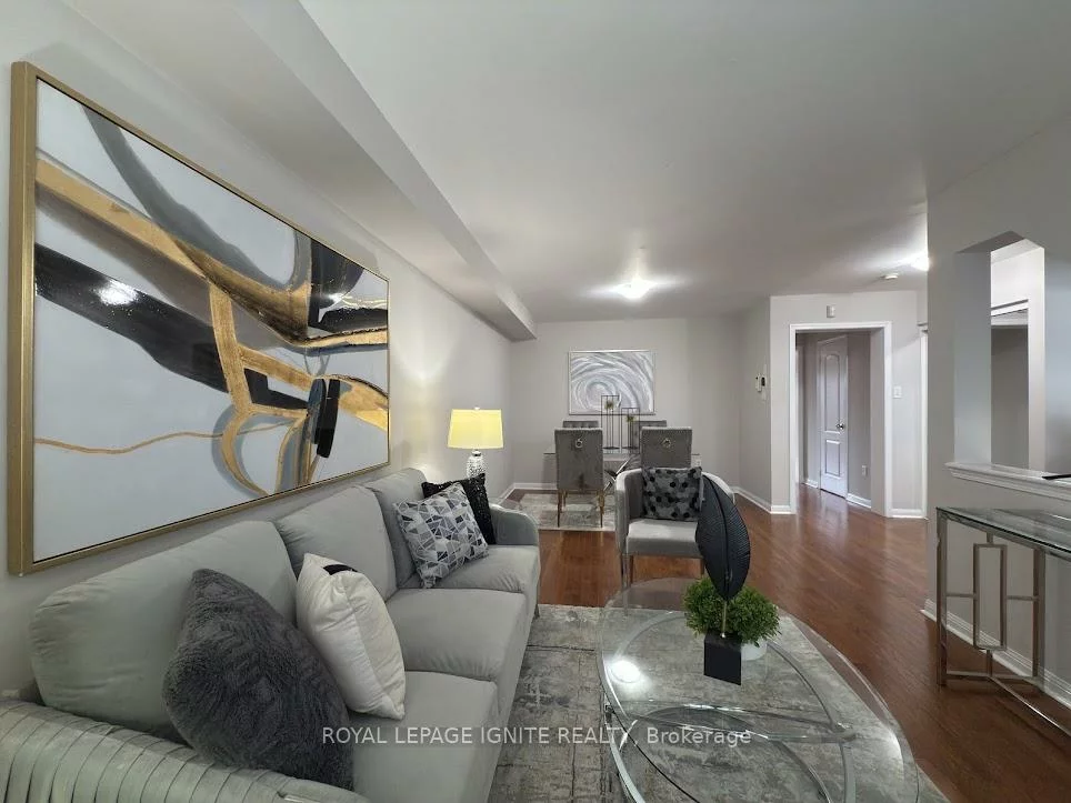 40, Reindeer, Rouge E11, Toronto