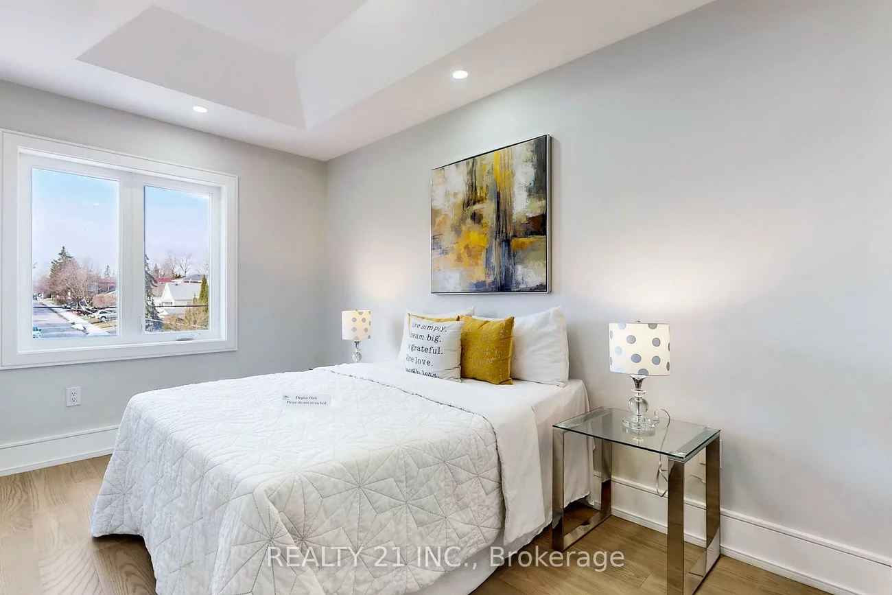 15, Malta, Birchcliffe-Cliffside, Toronto