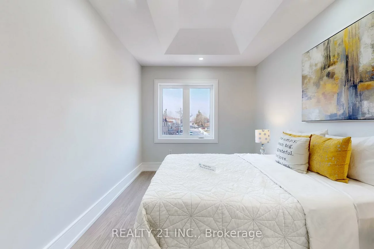 15, Malta, Birchcliffe-Cliffside, Toronto