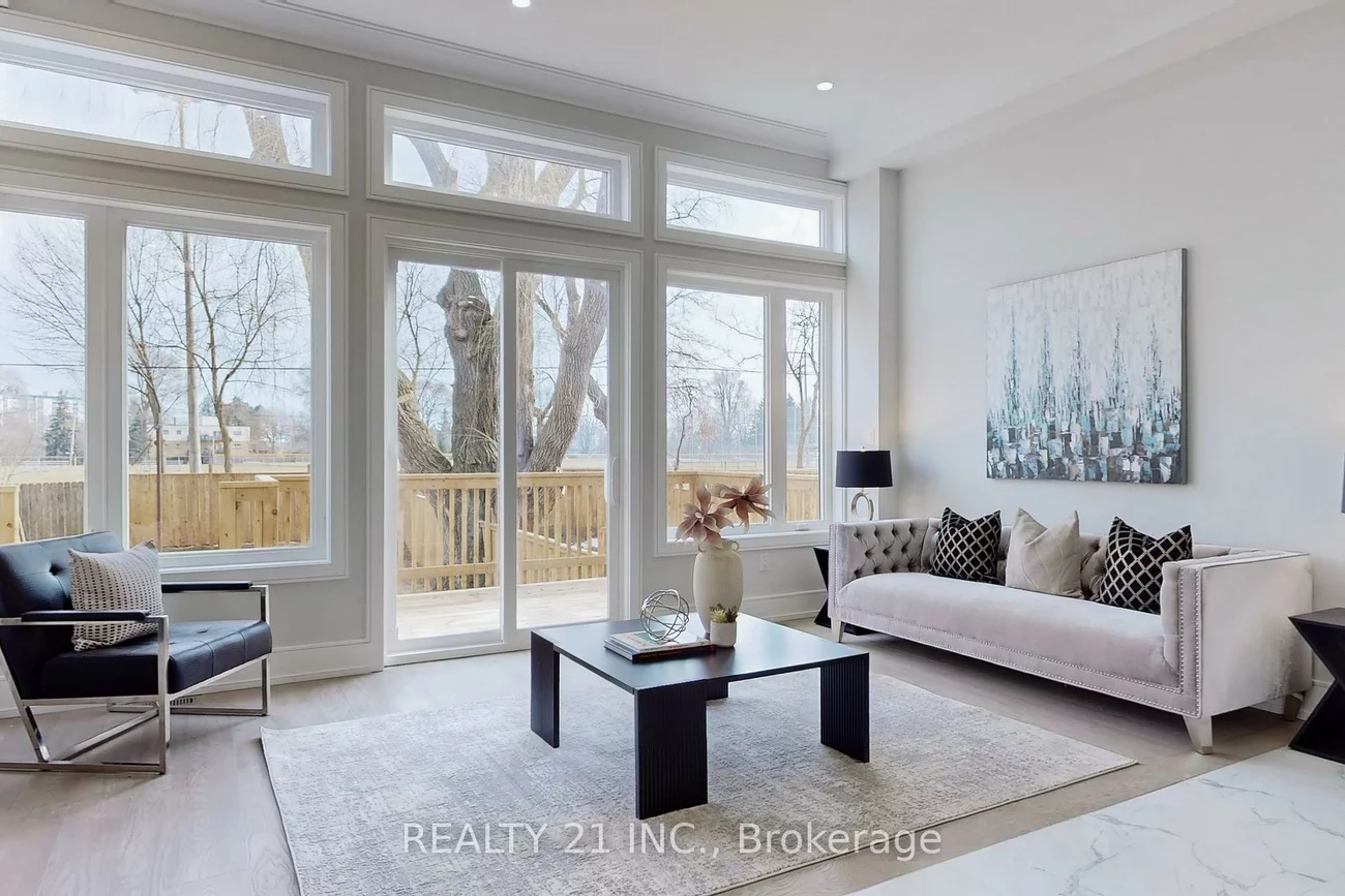 15, Malta, Birchcliffe-Cliffside, Toronto
