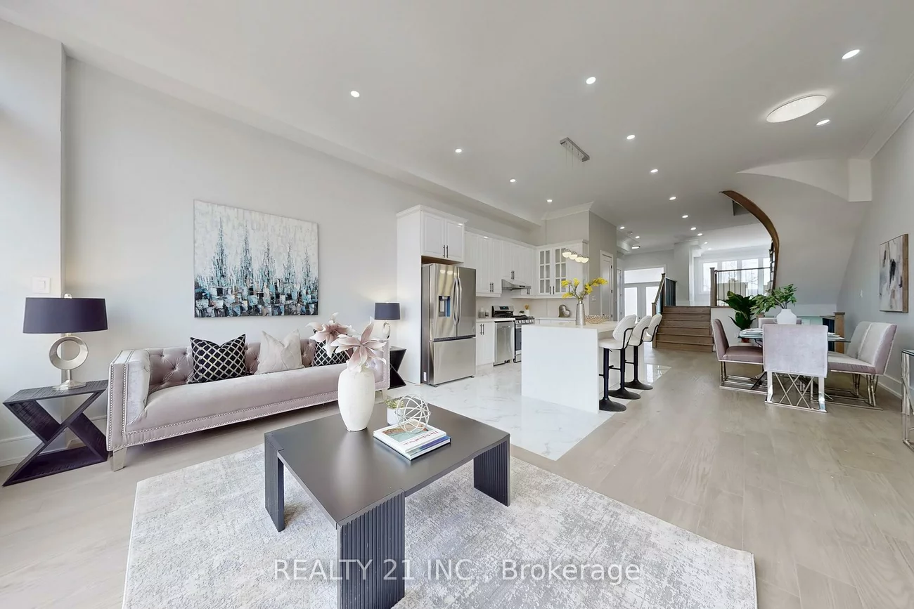 15, Malta, Birchcliffe-Cliffside, Toronto