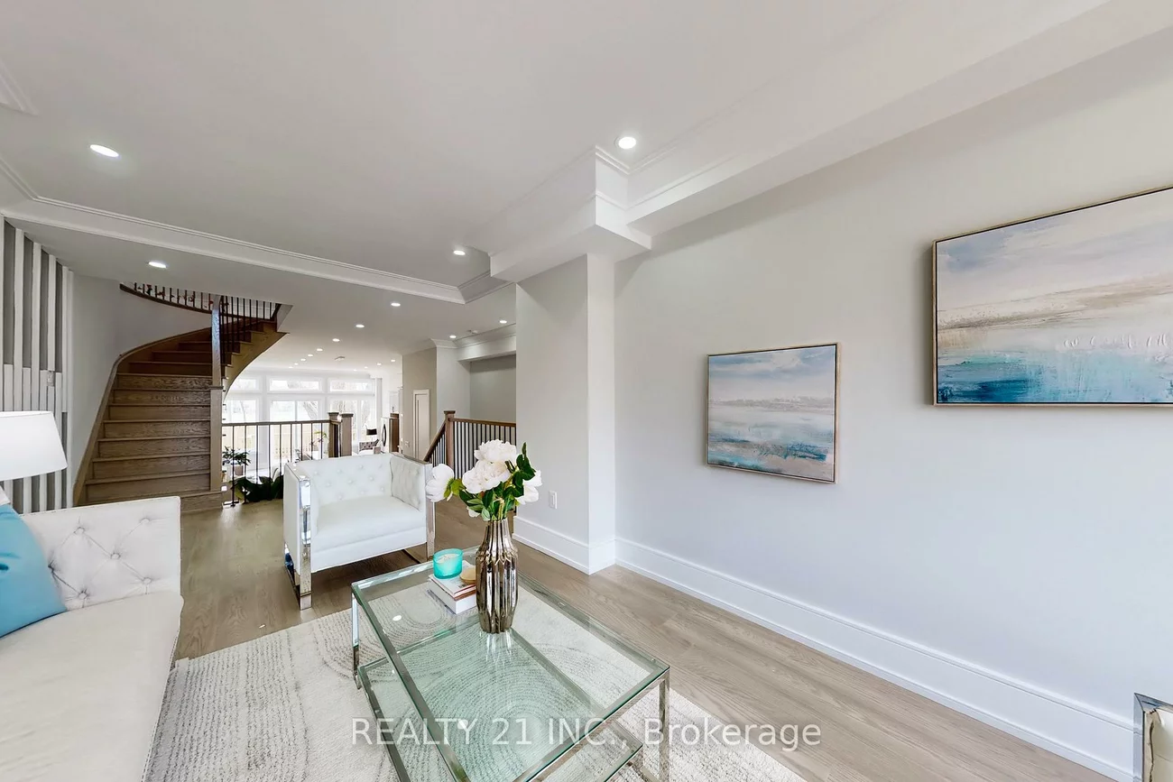 15, Malta, Birchcliffe-Cliffside, Toronto