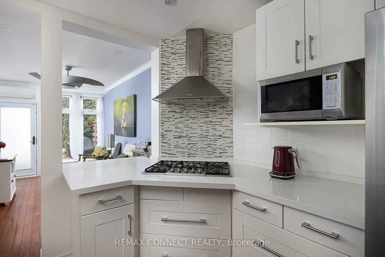 229, Boulton, South Riverdale, Toronto