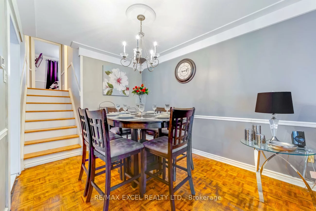 57, Lowry, Malvern, Toronto