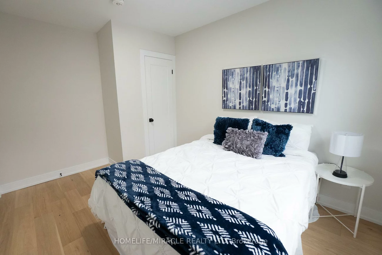 12, Thyra, Crescent Town, Toronto