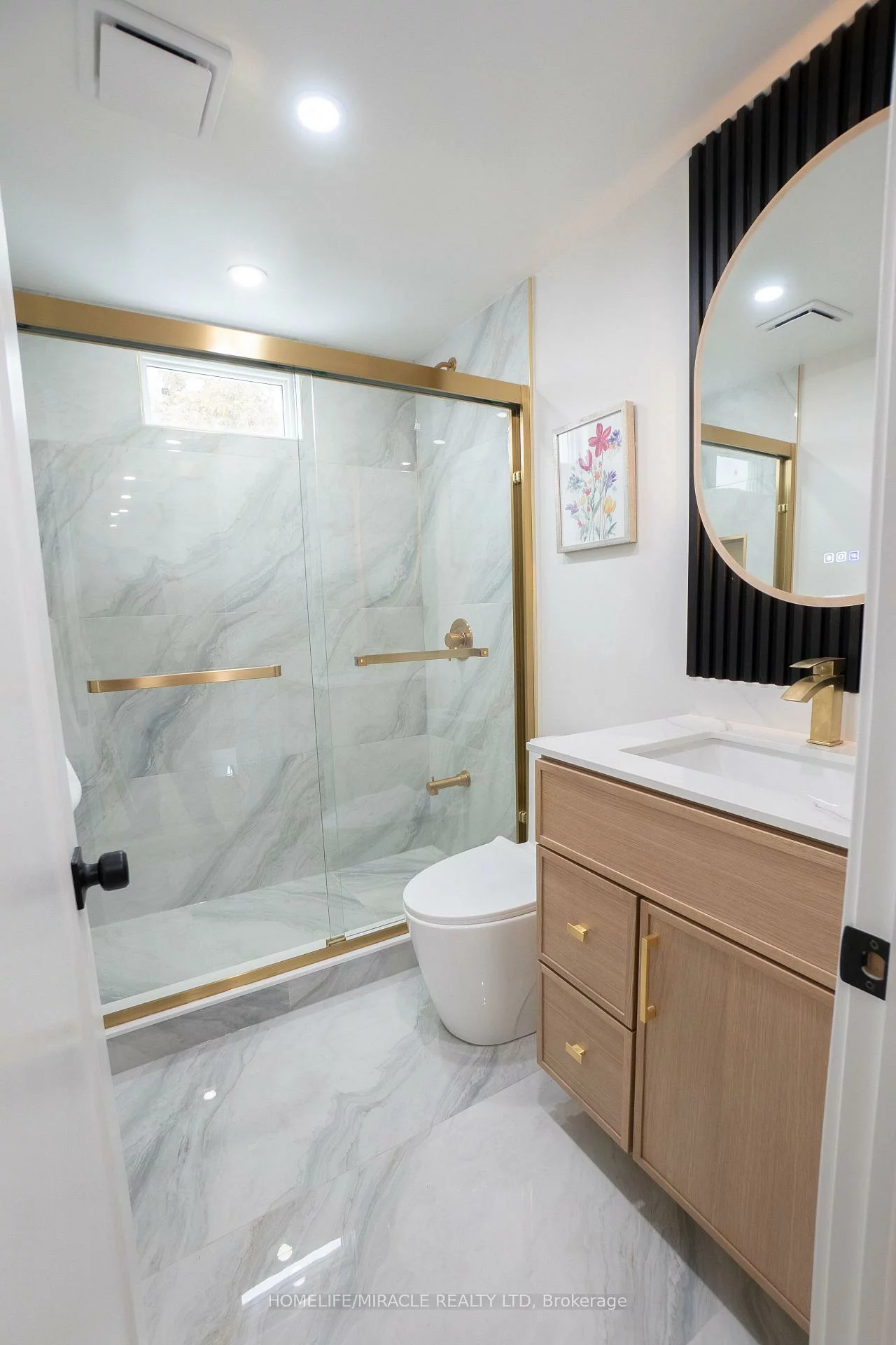 12, Thyra, Crescent Town, Toronto