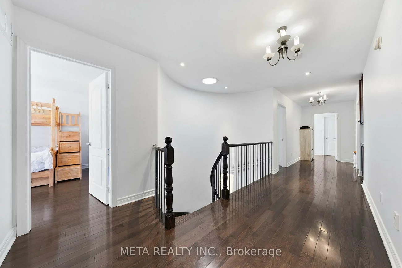 84, Boulderbrook, Rouge E11, Toronto