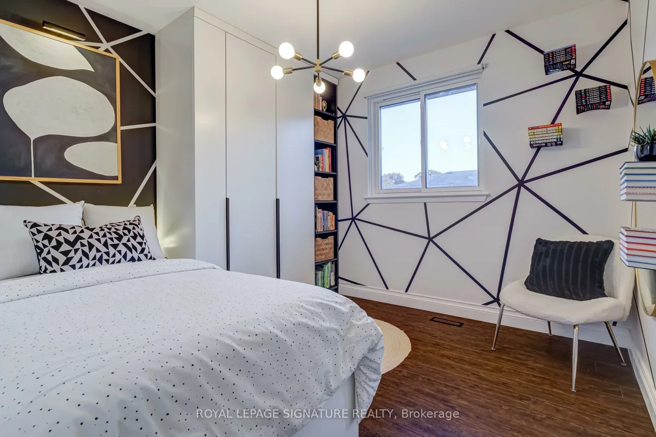 28, Tivoli, Guildwood, Toronto