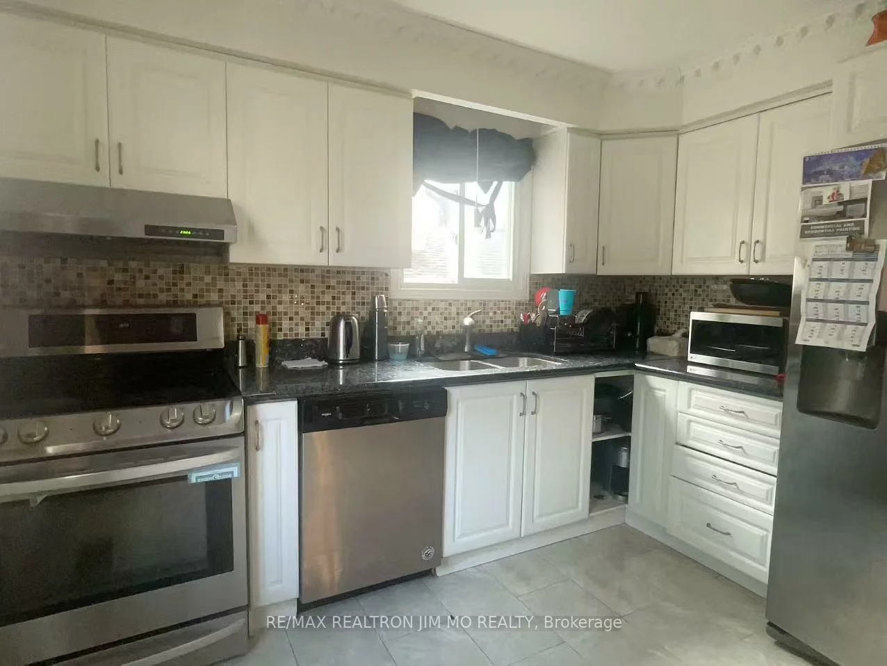 4, Longbow, Steeles, Toronto