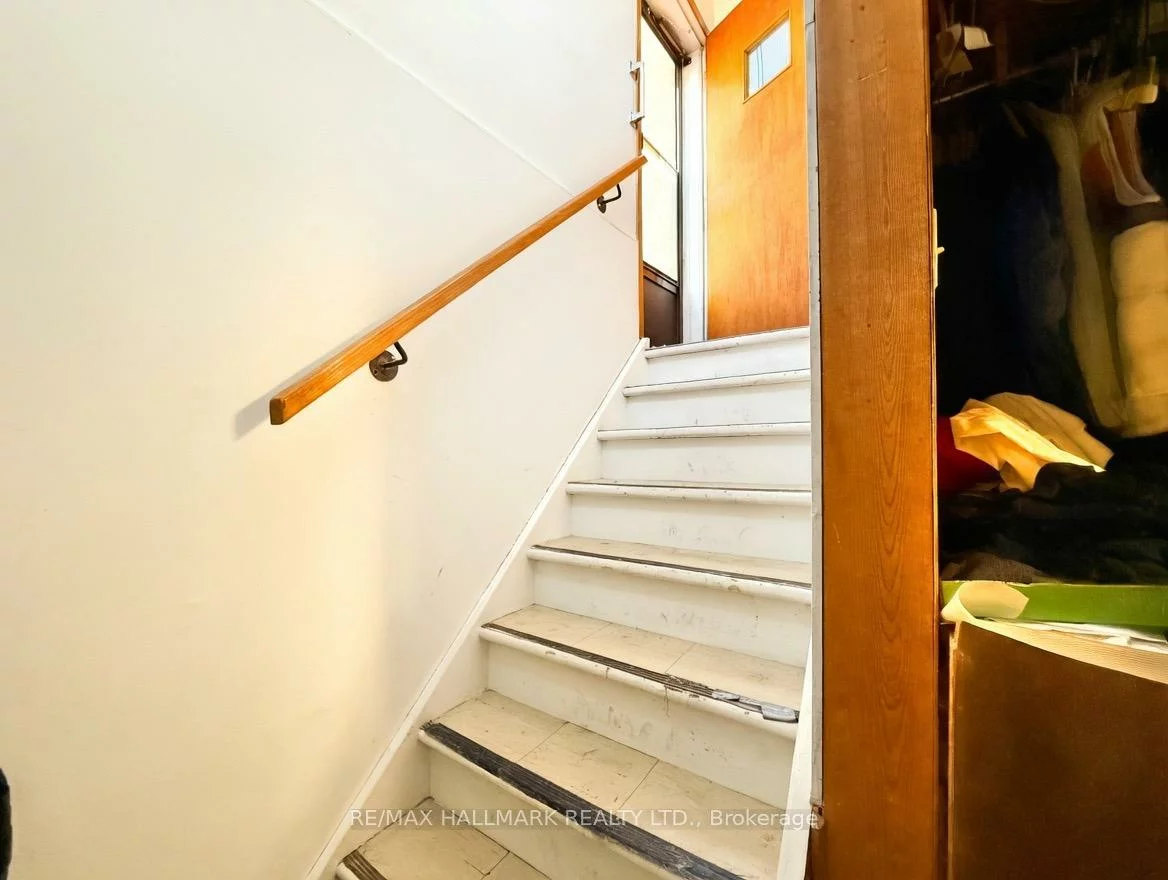 51, Alton, South Riverdale, Toronto