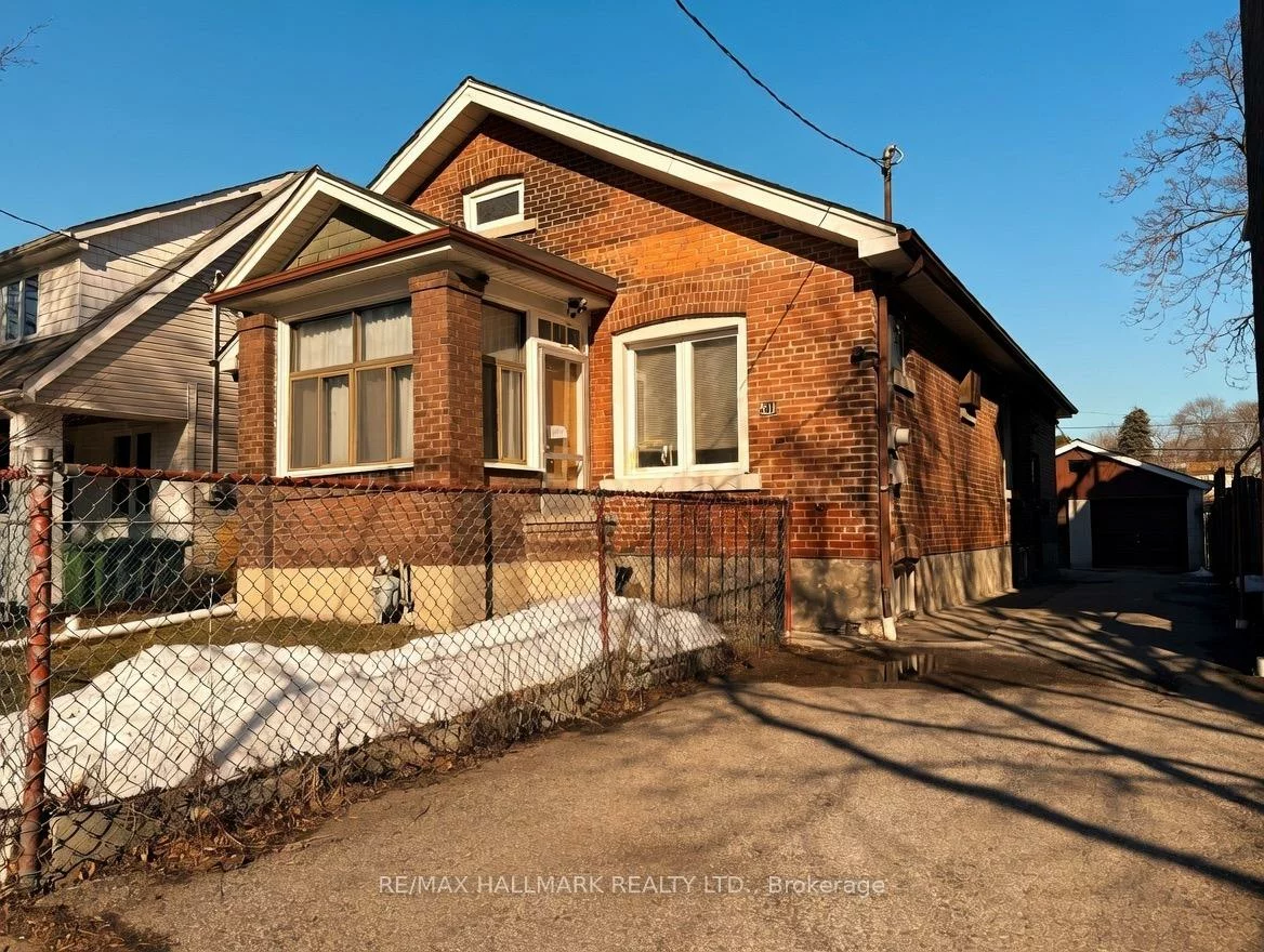 51, Alton, South Riverdale, Toronto