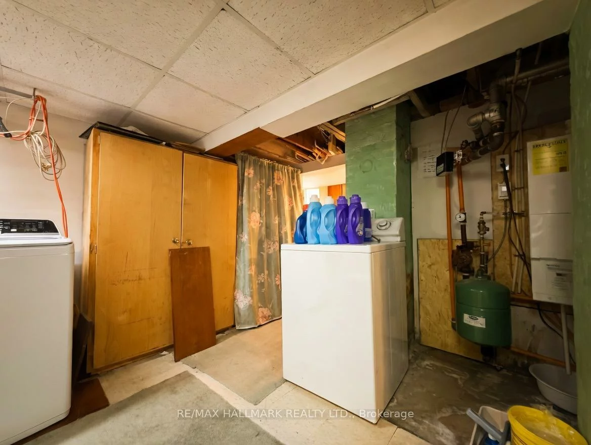 51, Alton, South Riverdale, Toronto