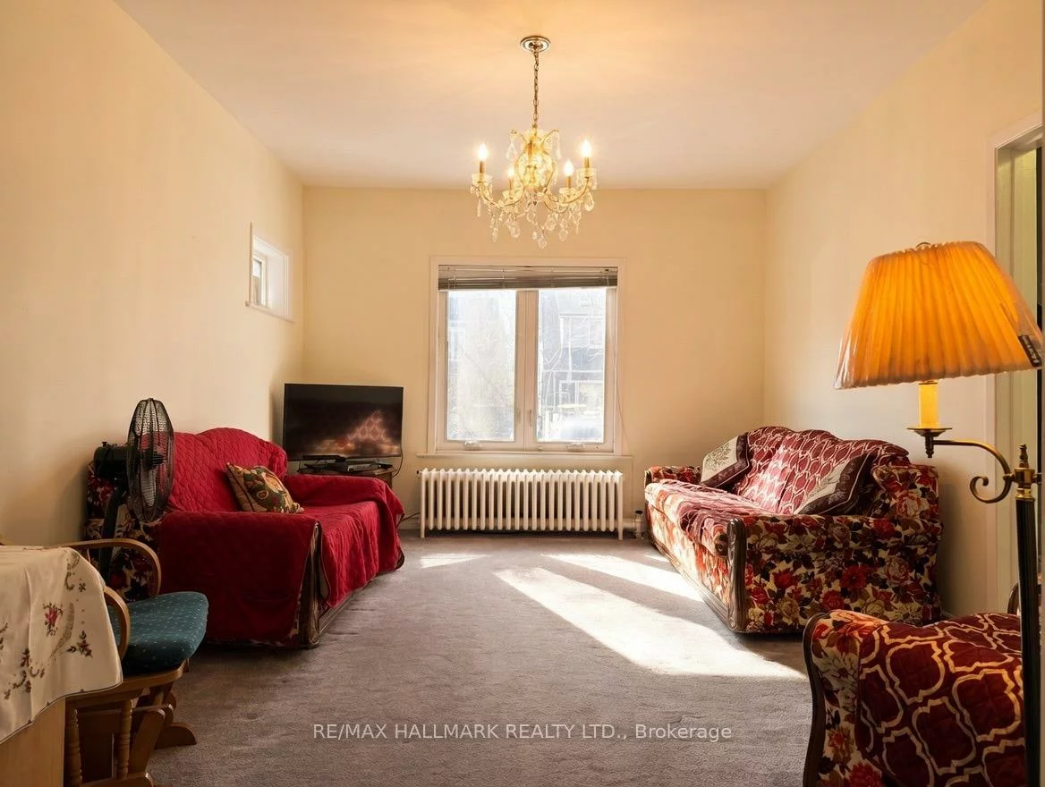 51, Alton, South Riverdale, Toronto