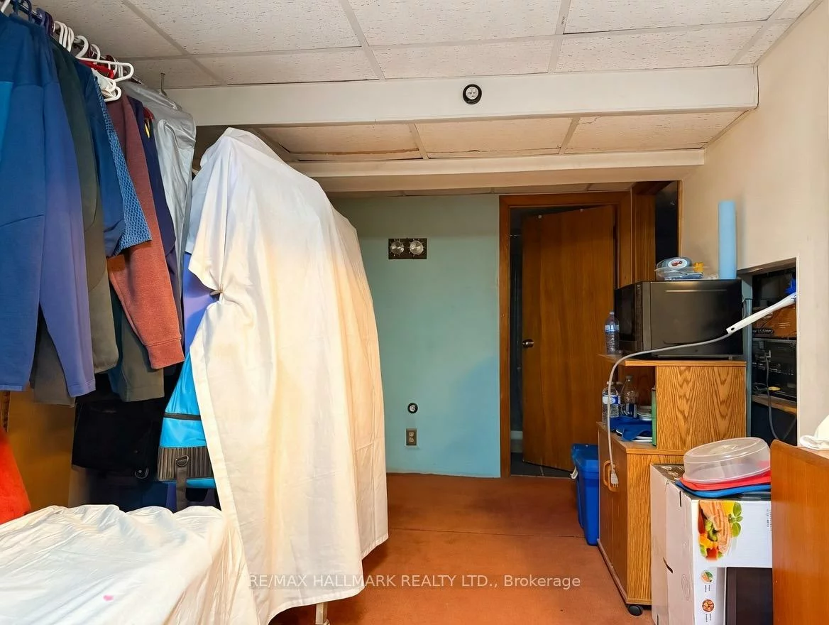 51, Alton, South Riverdale, Toronto