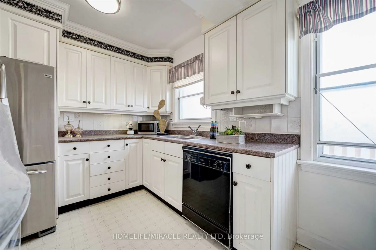 10, Sundridge, Clairlea-Birchmount, Toronto