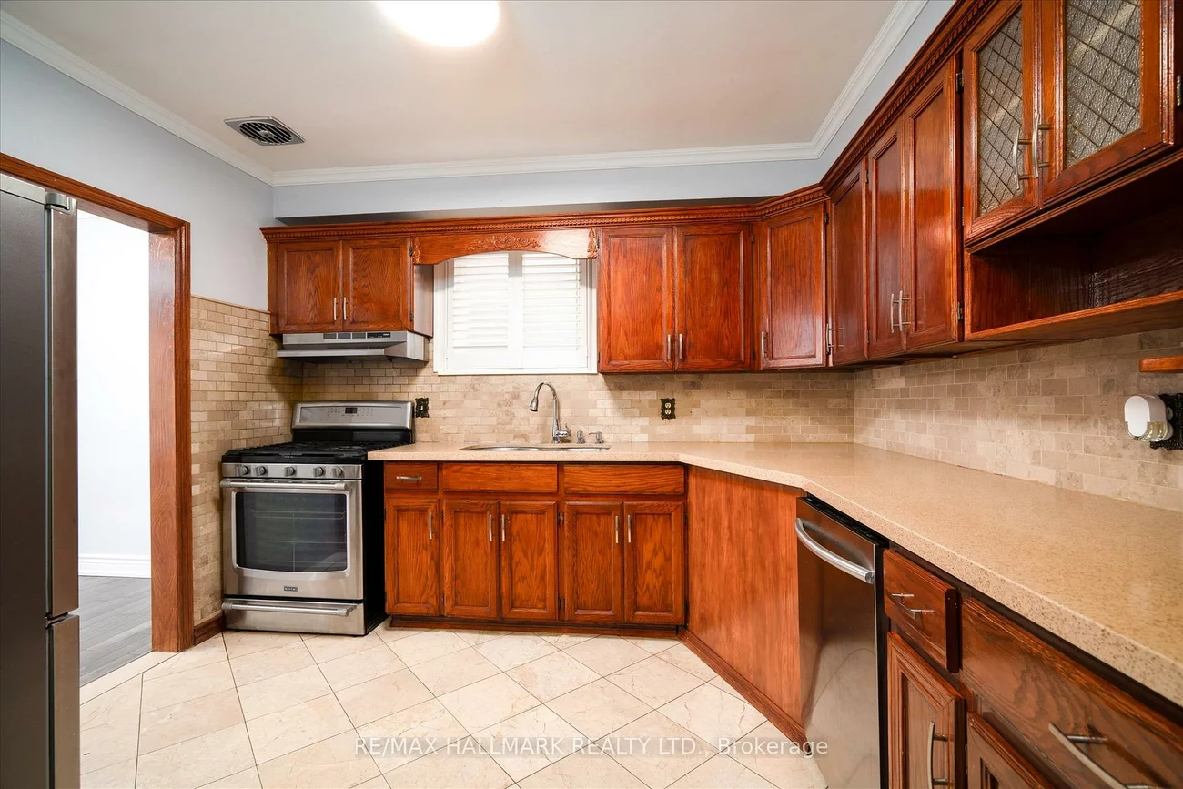 65, Montvale, Cliffcrest, Toronto