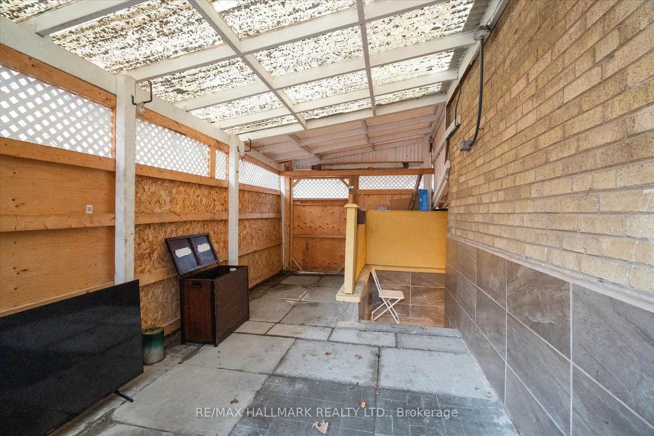 65, Montvale, Cliffcrest, Toronto