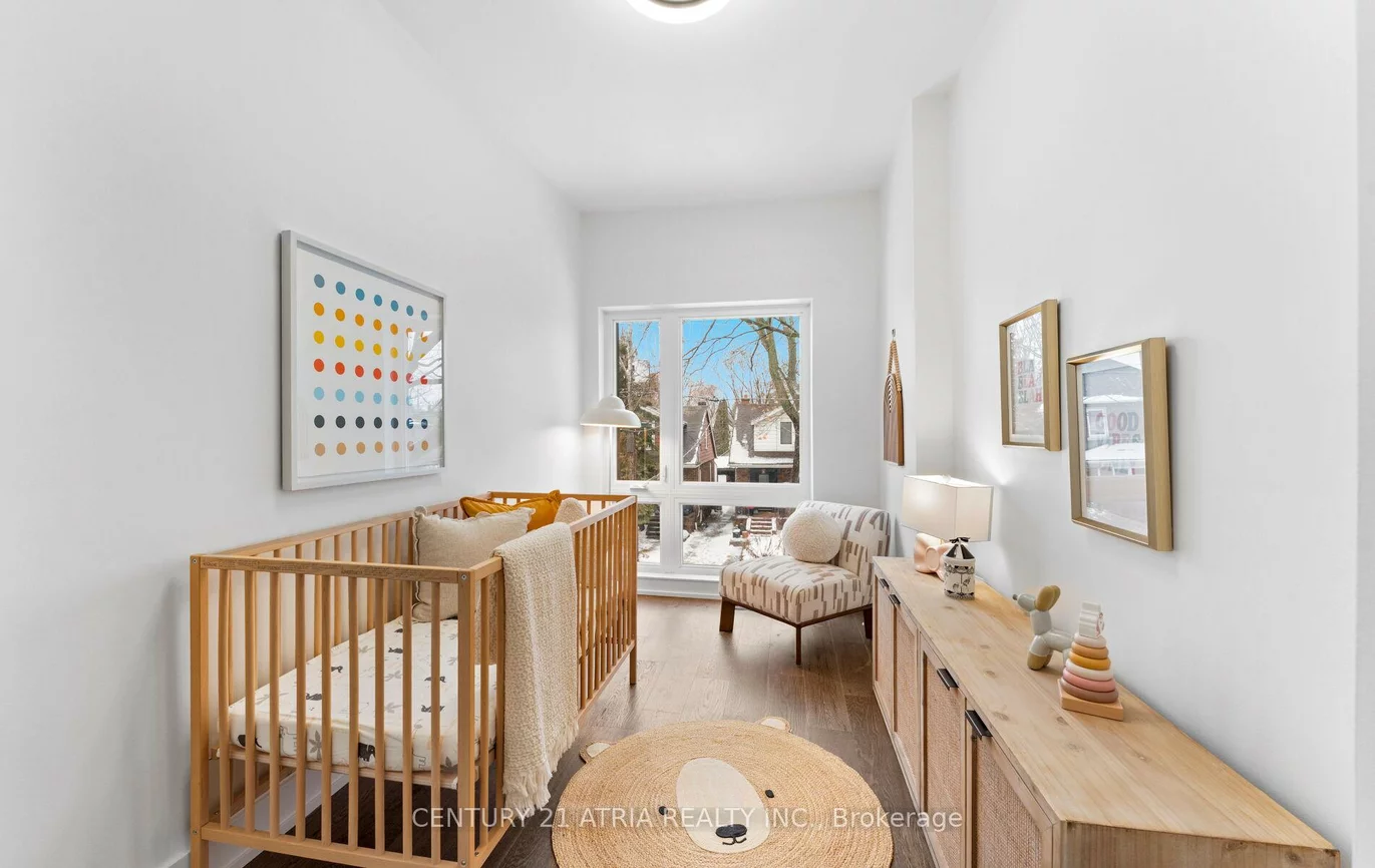 65, Crewe, Woodbine-Lumsden, Toronto