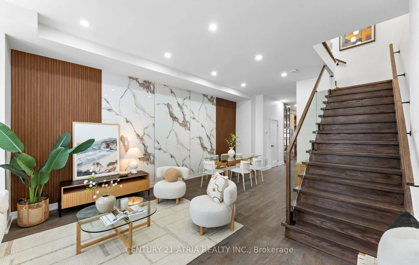 65, Crewe, Woodbine-Lumsden, Toronto