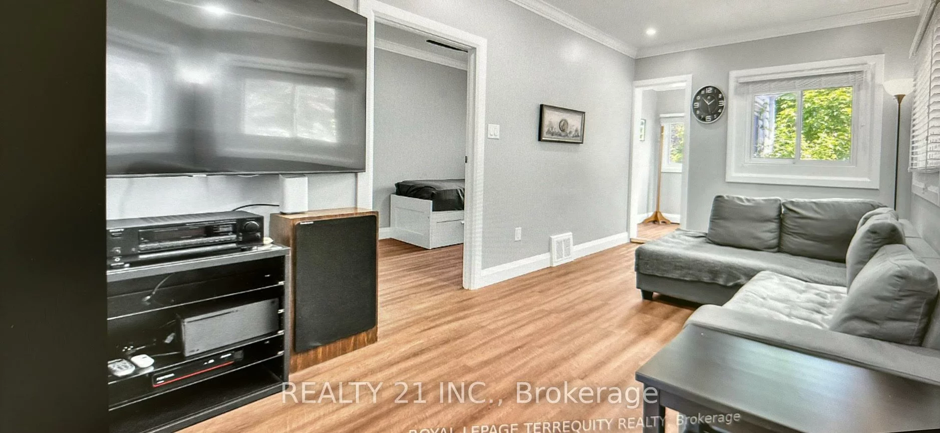 60, Phillip, Birchcliffe-Cliffside, Toronto